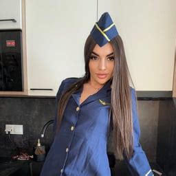 KitaDolores (u/KitaDolores) .